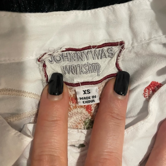 JOHNNY WAS Workshop Oversized White Embroidered Button-up Dress - Picture 7 of 7